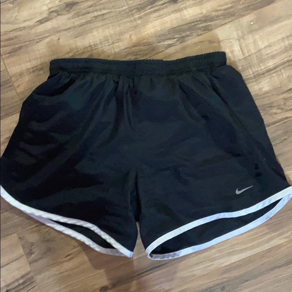 Black Nike shorts